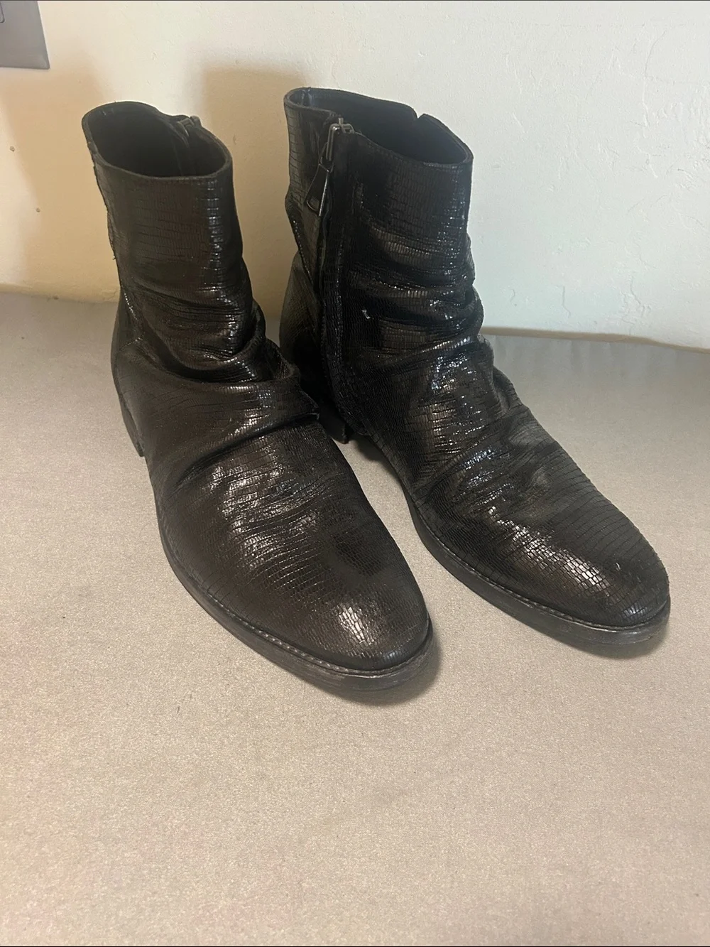 John Varvatos Morrison Sharpey Leather Zip Ankle Boots